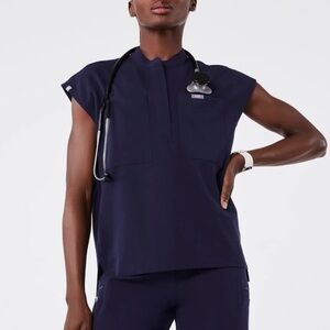 FIGS Payson Relaxed Henley Scrub Top Size M $48